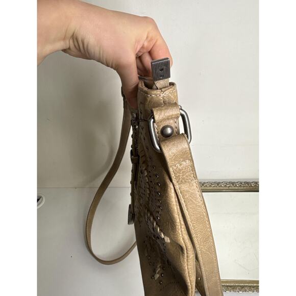 Montana West Tooled Studded Crossbody/Wristlet Bag buckle western boho cowboy - Picture 3 of 10